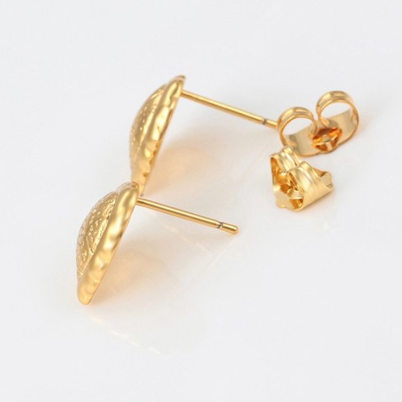 Stunning 18KGP Heart Jewelry Set - Picture 4 of 11